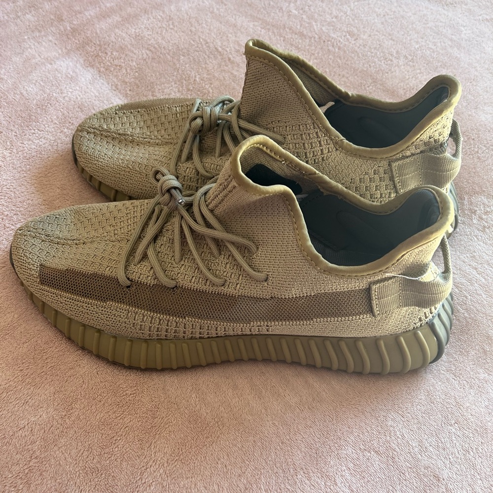 Yeezy “Earth” v2 350